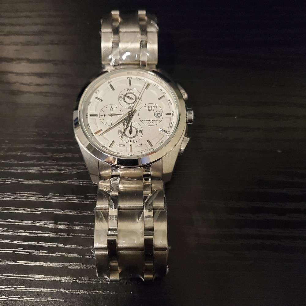 🔥NEW - Tissot Couturier Tachymeter Chronograph Quartz Men's Watch - Picture 2 of 4